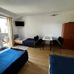 Sztorm Quarto em Acomodações Particulares Ostrowo (Puck)