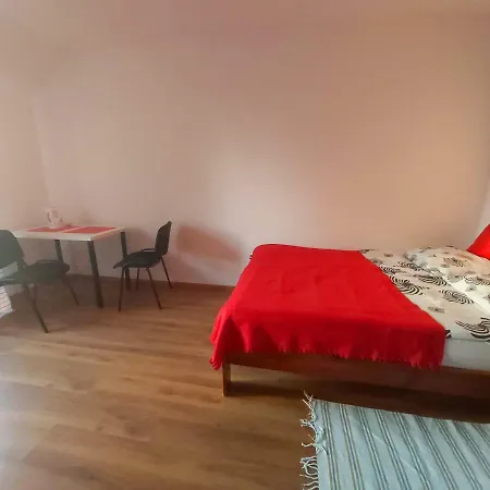 Sztorm Проживание в семье Острово